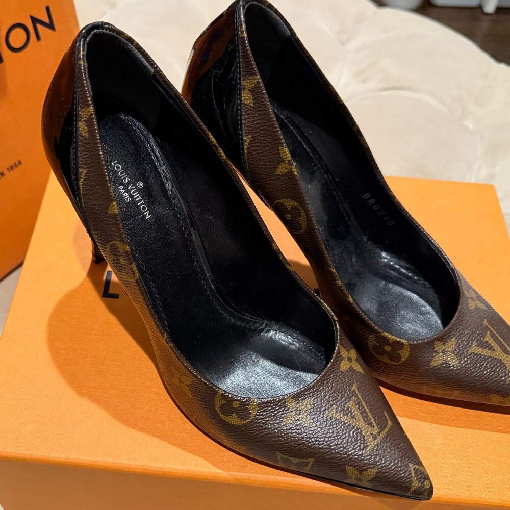 NWT- Louis Vuitton Cherie Pump 100MM - Brand New in Box, never worn